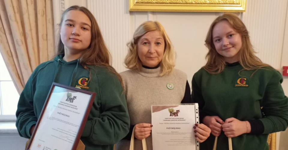 Galime nudirbti mažus mums, bet didelius gamtai dalykus. Įvyko Jaunųjų miško bičiulių konkursas
