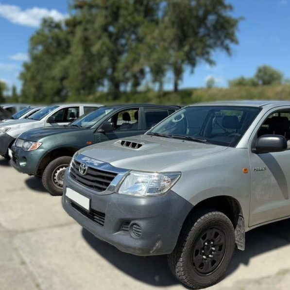 Valstybinių miškų urėdija perdavė humanitarinę pagalbą Ukrainai – 15 automobilių jau pasiekė Charkivo regioną